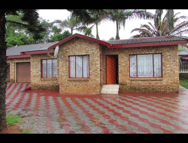 3 BEDROOM HOUSE FOR SALE IN WHITE RIVER EXT 3